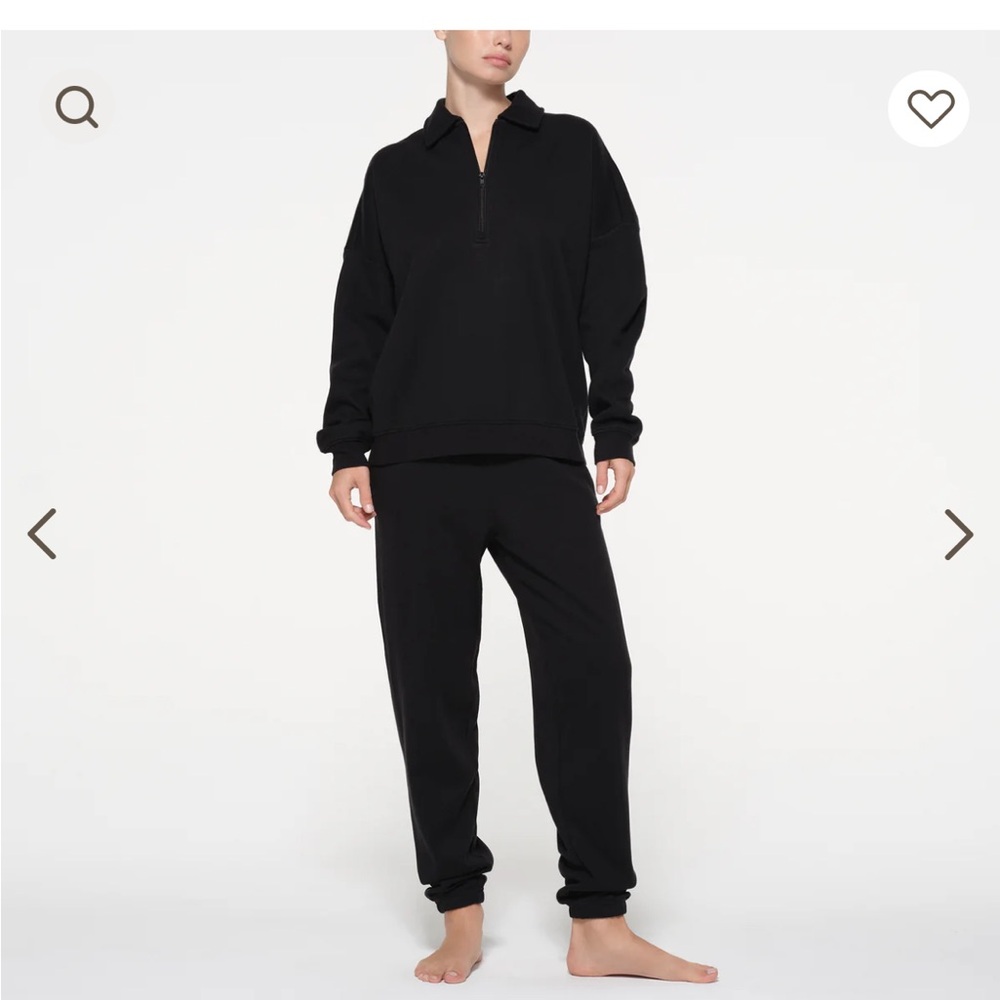 Skims sweatshirt